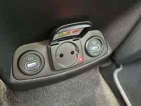 Hyundai Santa Fe (2022) thumbnail 24