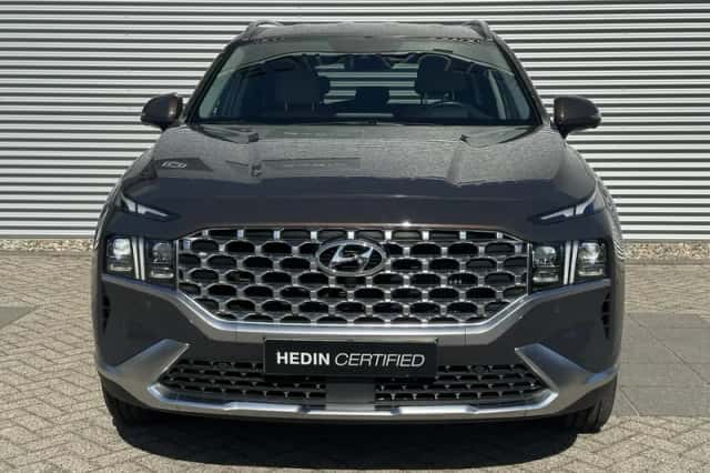 Hyundai Santa Fe (2022) thumbnail 5
