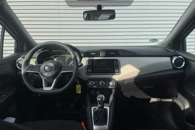 Nissan Micra (2022) thumbnail 3