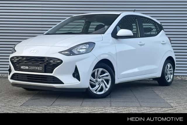 Hyundai i10 (2023) thumbnail 1