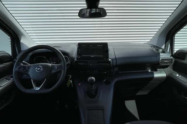 Opel Combo (2019) thumbnail 3