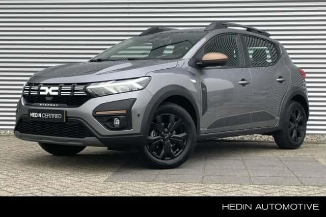 Dacia Sandero Stepway (2025) thumbnail 1