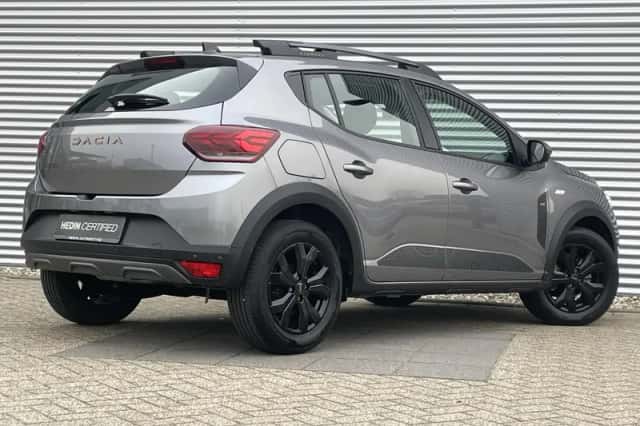 Dacia Sandero Stepway (2025) thumbnail 2