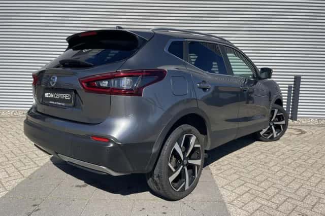 Nissan Qashqai (2021) thumbnail 2