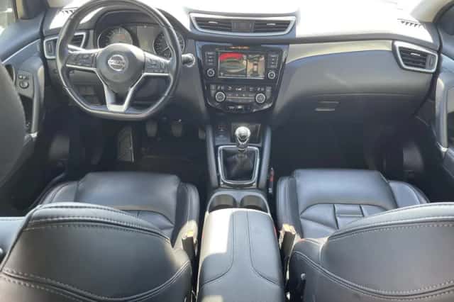 Nissan Qashqai (2021) thumbnail 3