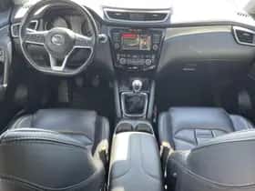Nissan Qashqai (2021) thumbnail 3
