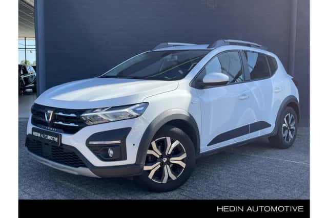 Dacia Sandero Stepway (2021) thumbnail 1