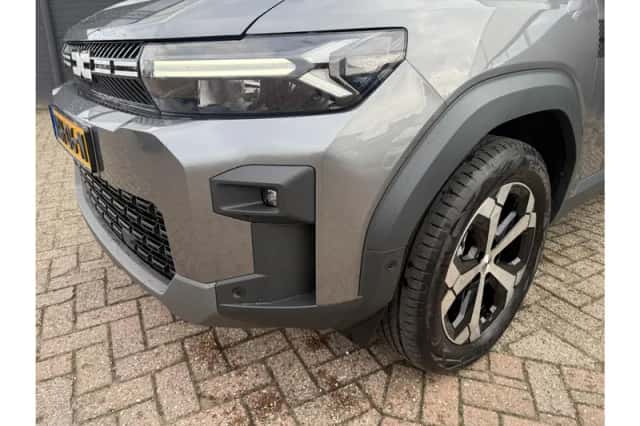 Dacia Bigster (2026) thumbnail 5