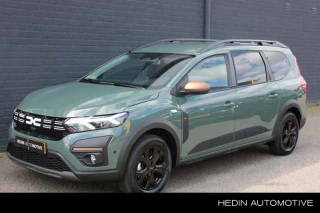 Dacia Jogger (2025) thumbnail 1