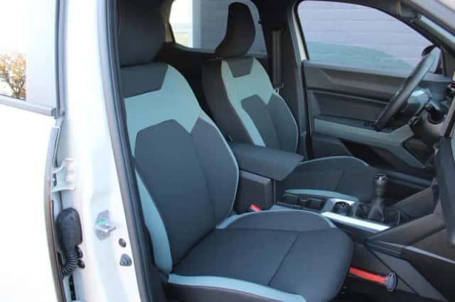 Dacia Duster (2025) thumbnail 6