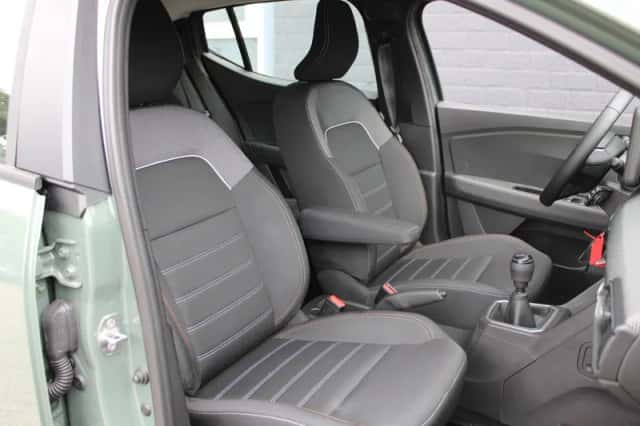 Dacia Sandero Stepway (2025) thumbnail 6