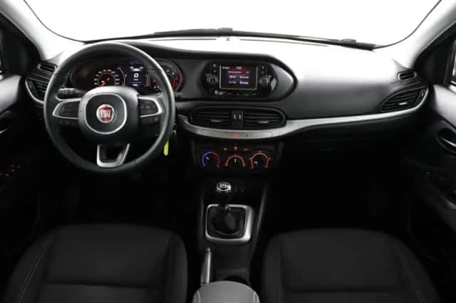Fiat Tipo (2018) thumbnail 4