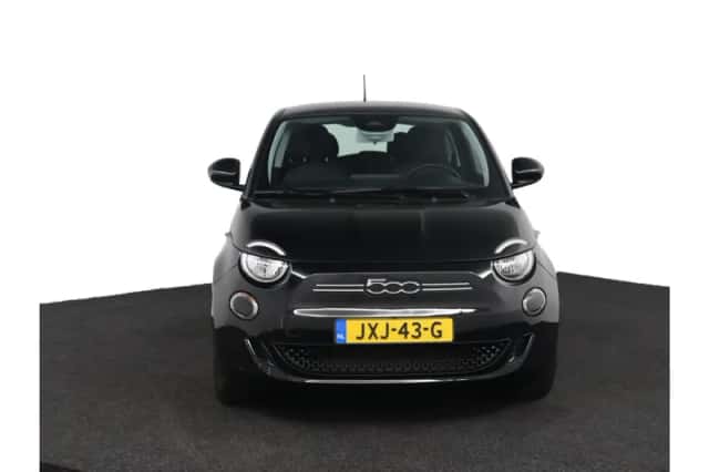 Fiat 500 (2021) thumbnail 13
