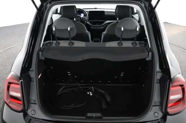 Fiat 500 (2021) thumbnail 19
