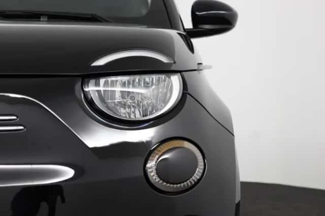 Fiat 500 (2021) thumbnail 28