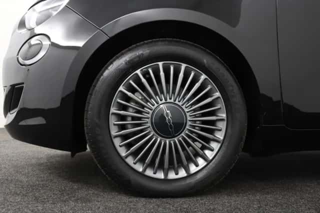 Fiat 500 (2021) thumbnail 30