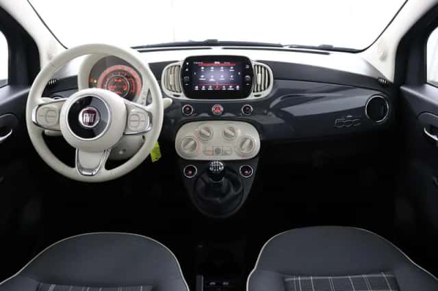 Fiat 500 (2020) thumbnail 4