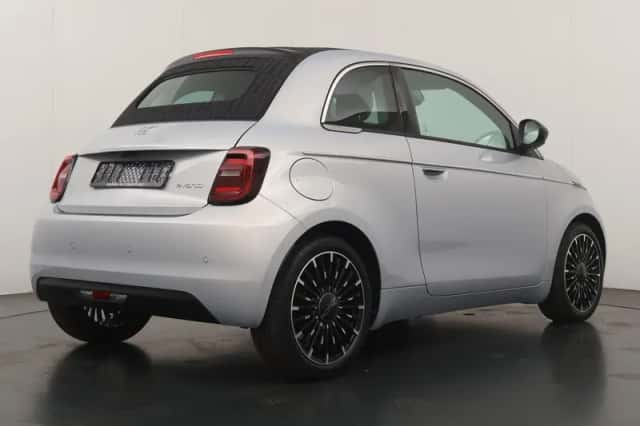 Fiat 500 (2026) thumbnail 2