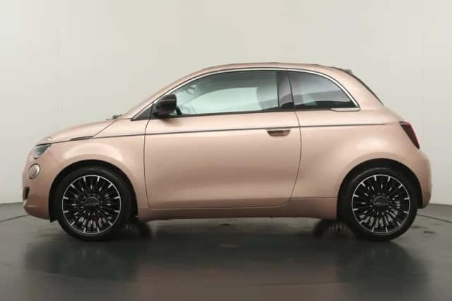 Fiat 500C (2026) thumbnail 4