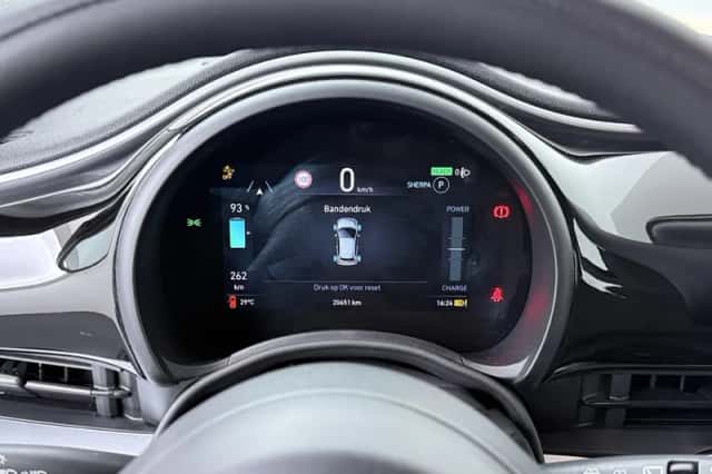 Fiat 500 (2022) thumbnail 6