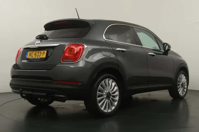 Fiat 500X (2017) thumbnail 2