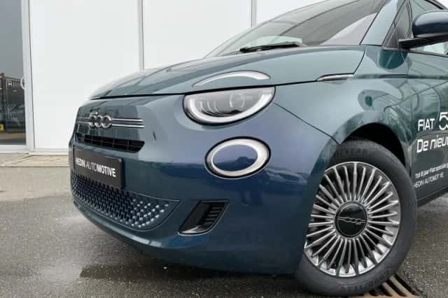 Fiat 500 (2026) thumbnail 2