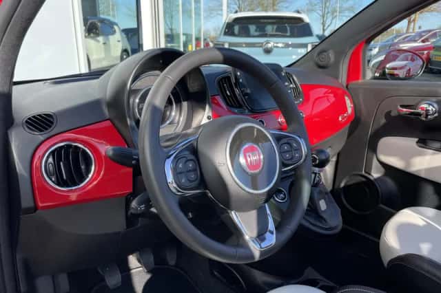 Fiat 500C (2022) thumbnail 11