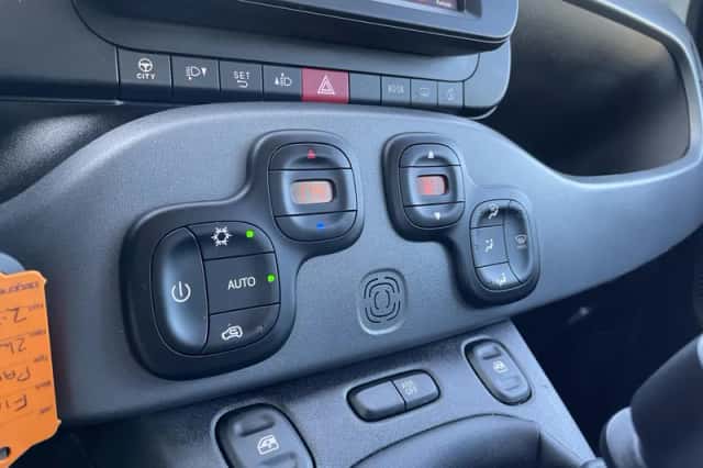 Fiat Panda (2023) thumbnail 21