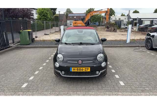 Fiat 500 (2018) thumbnail 3