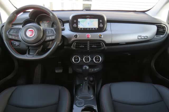 Fiat 500X (2024) thumbnail 3