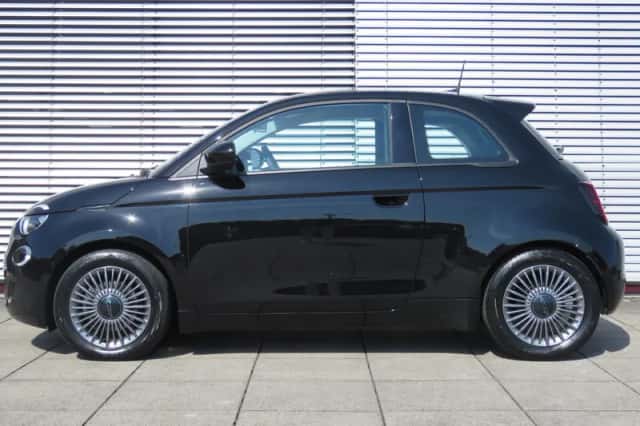 Fiat 500e (2021) thumbnail 5