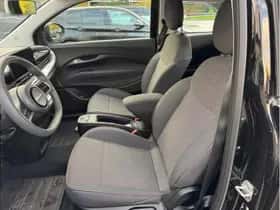 Fiat 500 (2021) thumbnail 9