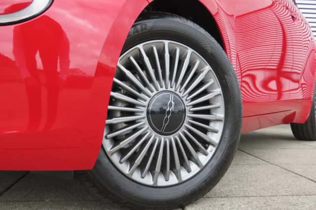 Fiat 500 (2026) thumbnail 4