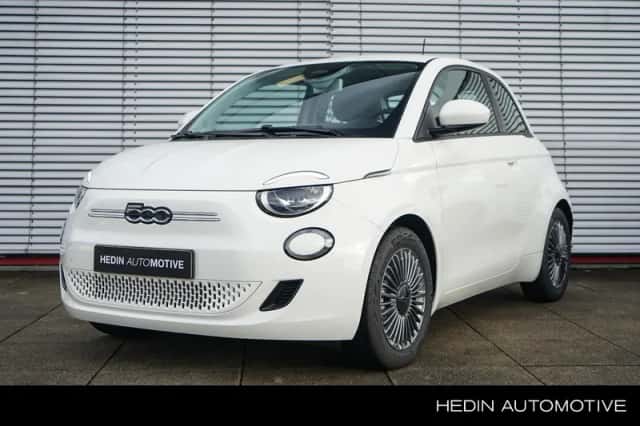 Fiat 500e (2022) thumbnail 1