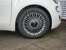 Fiat 500e (2022) thumbnail 16
