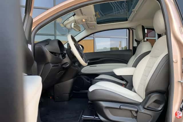 Fiat 500e (2022) thumbnail 3