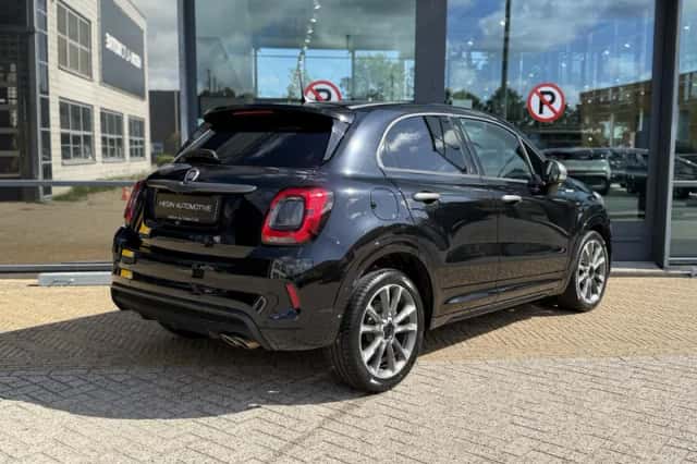 Fiat 500X (2021) thumbnail 2