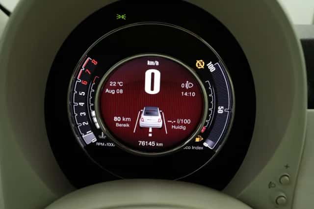 Fiat 500C (2018) thumbnail 5