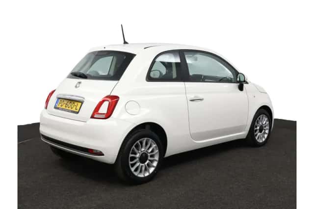 Fiat 500 (2017) thumbnail 2