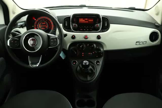 Fiat 500 (2017) thumbnail 4