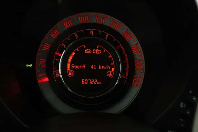Fiat 500 (2017) thumbnail 36