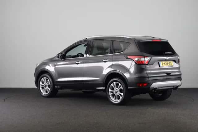 Ford Kuga (2017) thumbnail 32