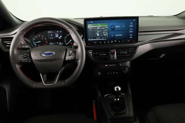 Ford Focus (2025) thumbnail 3