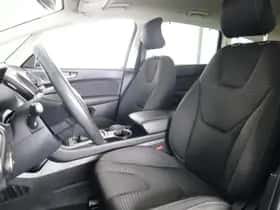 Ford S-Max (2017) thumbnail 22
