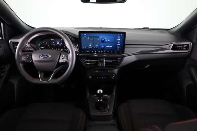 Ford Focus (2024) thumbnail 23
