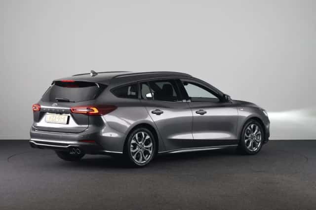 Ford Focus (2025) thumbnail 2