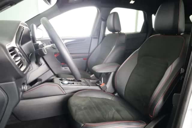 Ford Kuga (2024) thumbnail 15