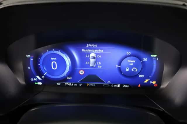 Ford Kuga (2024) thumbnail 16