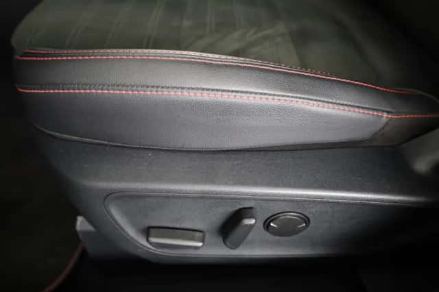 Ford Kuga (2024) thumbnail 24