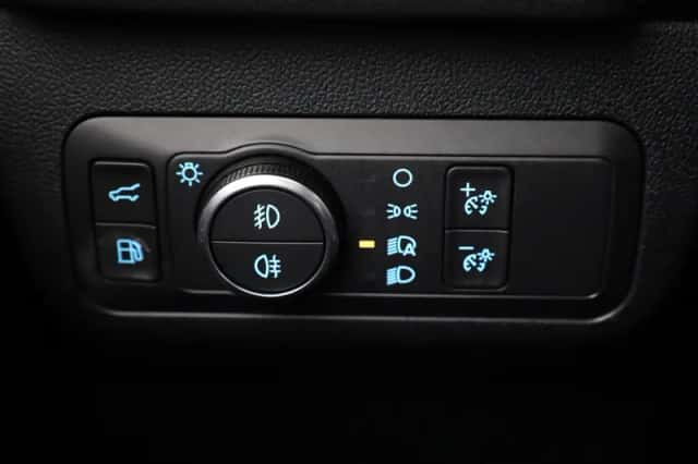Ford Kuga (2024) thumbnail 27